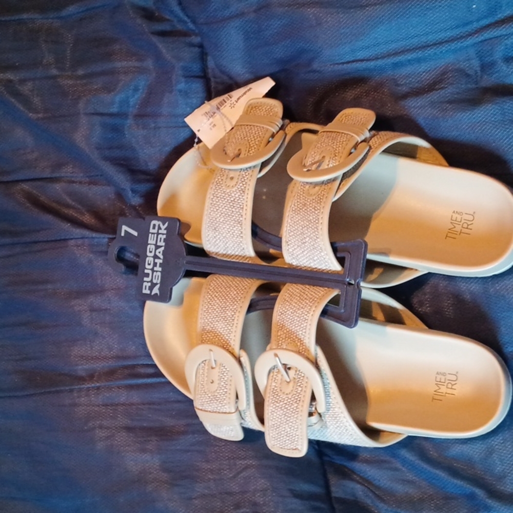 Rugged shark sandals